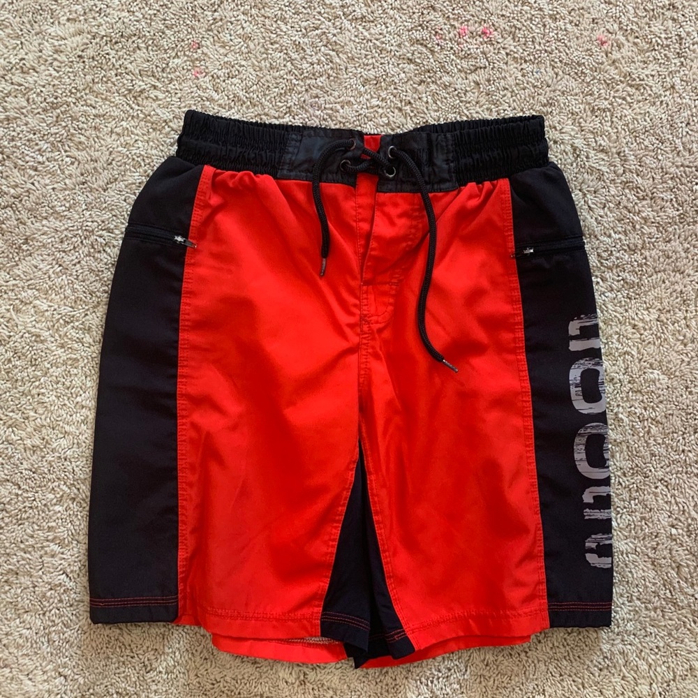 2Pood “M” workout shorts